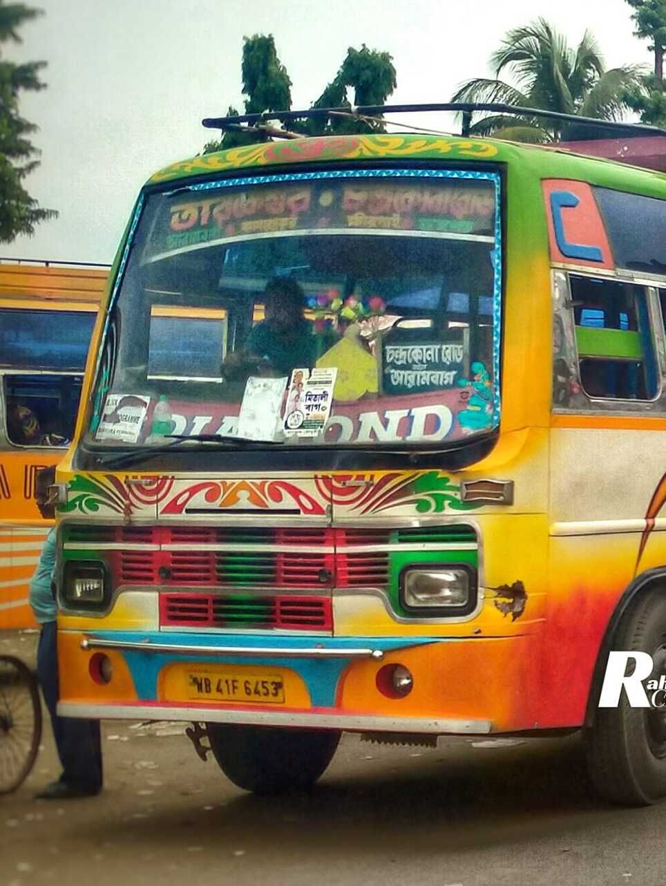 Bus