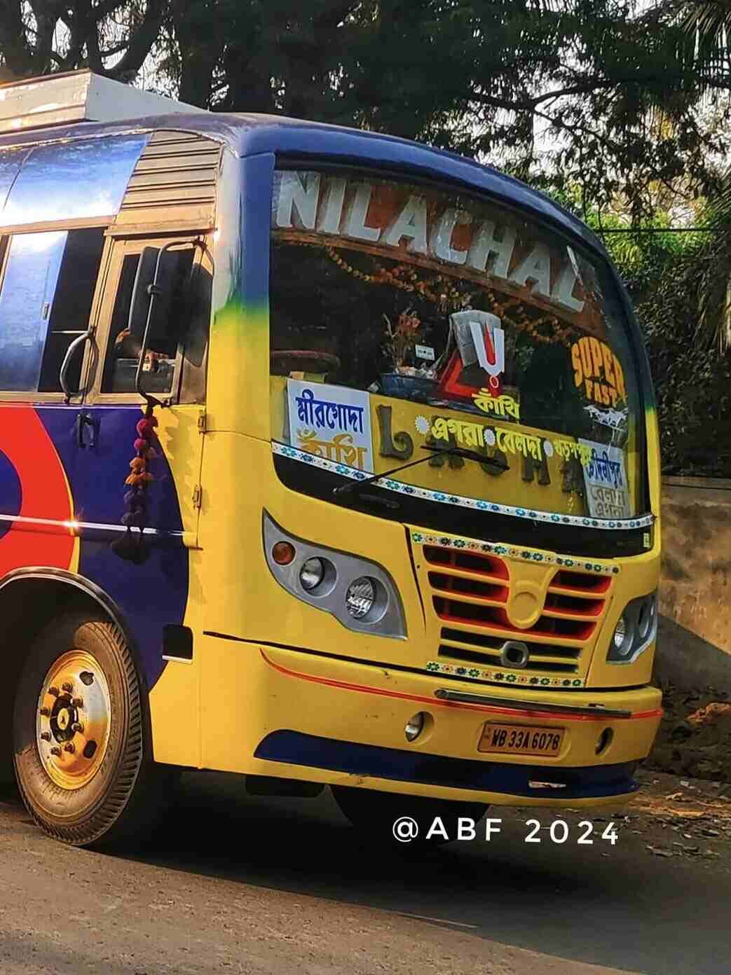 Bus