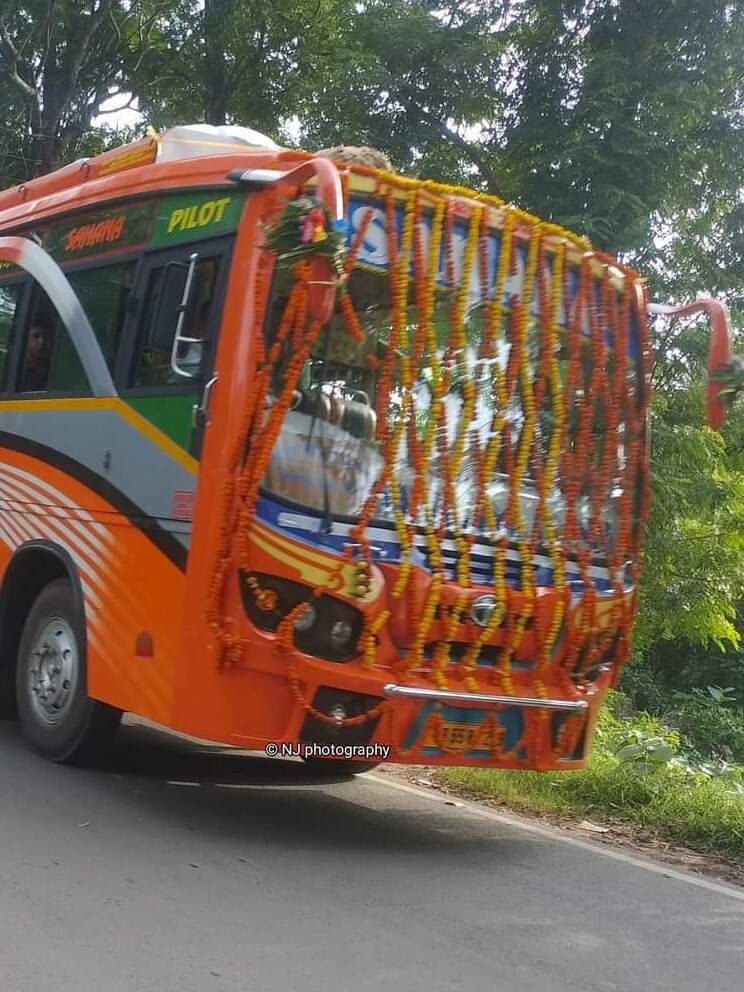 Bus