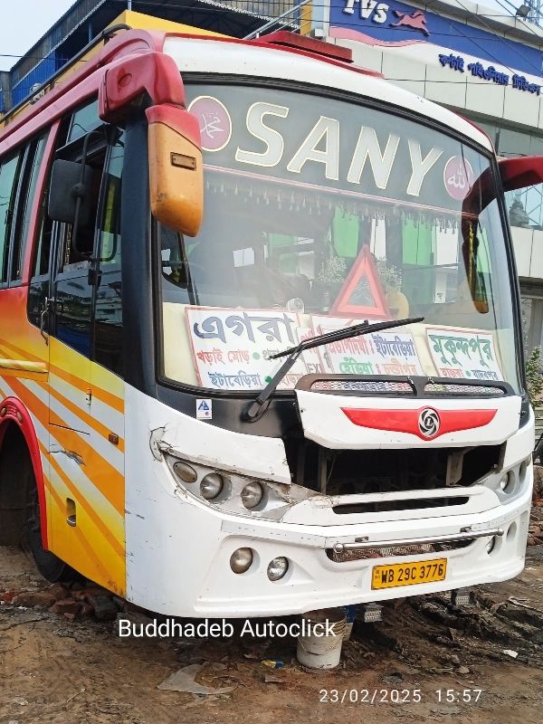 Bus