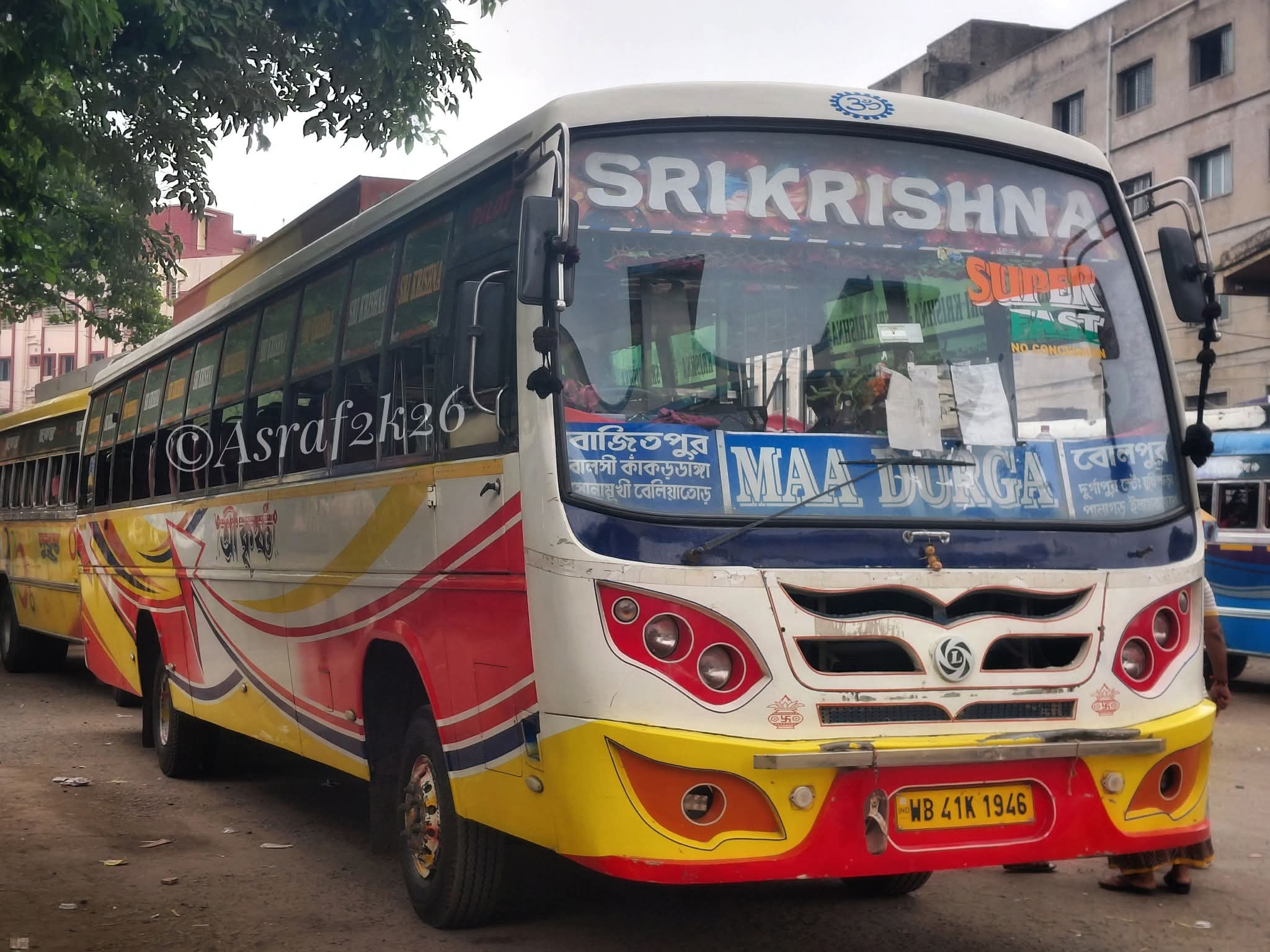 Bus