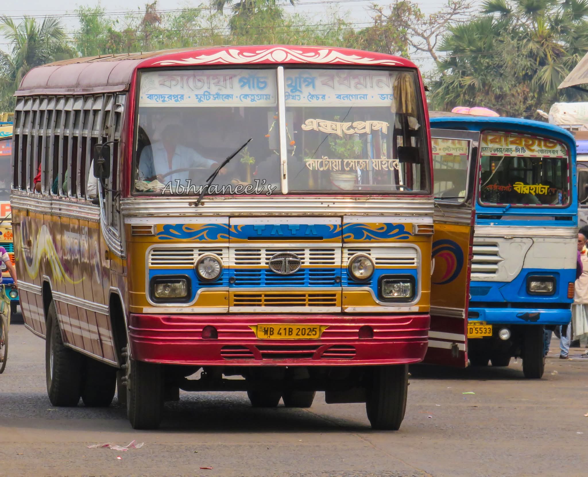 Bus