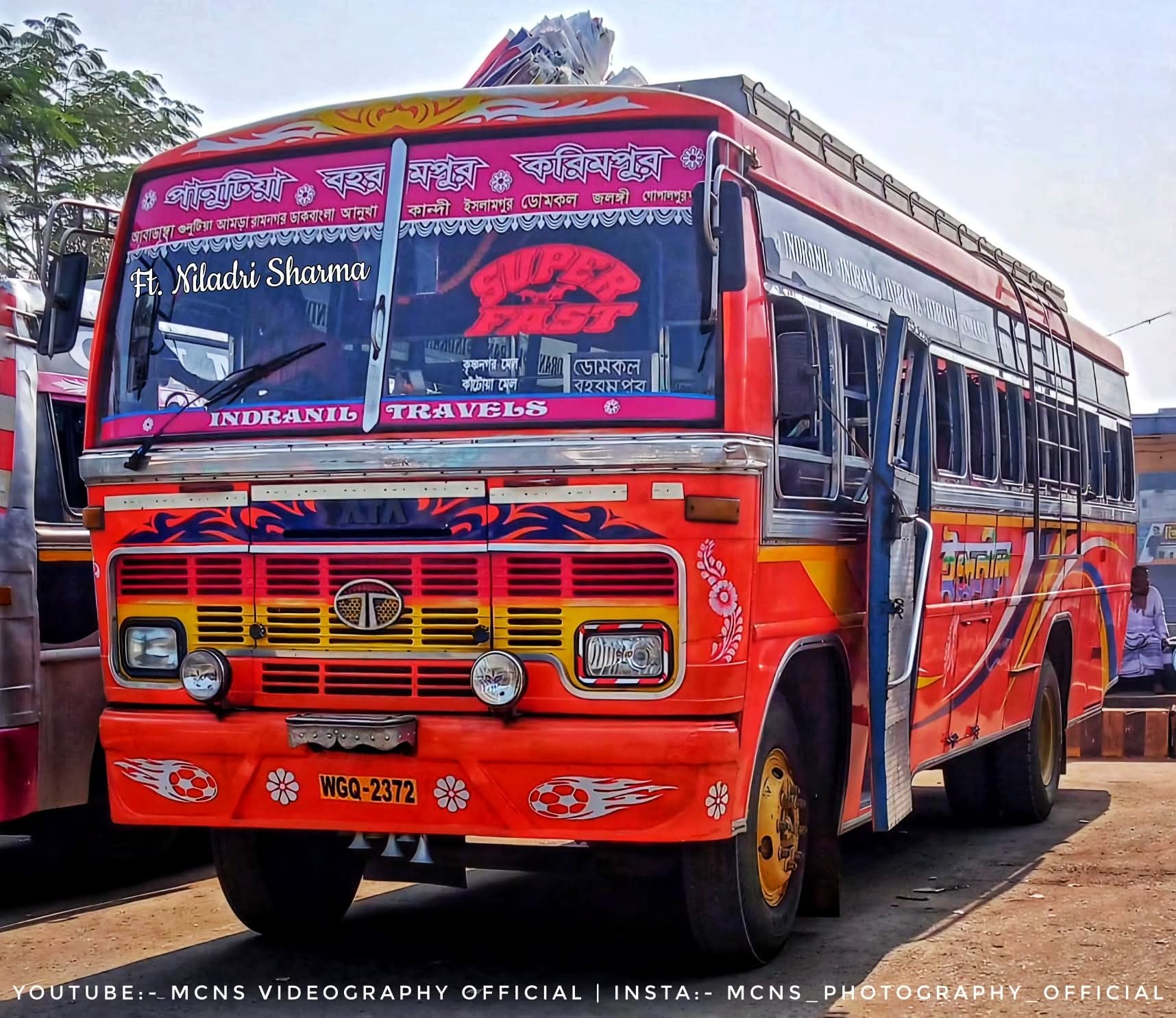 Bus